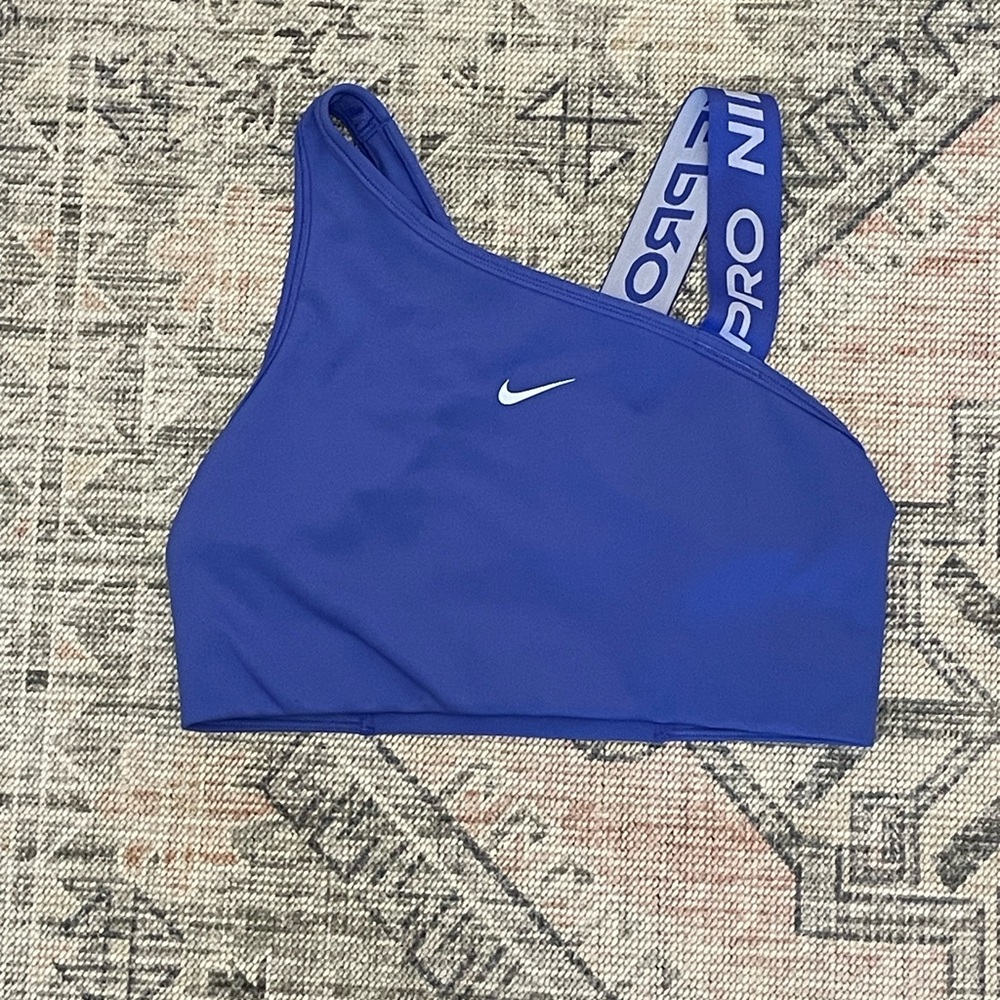 Nike Pro sports bra